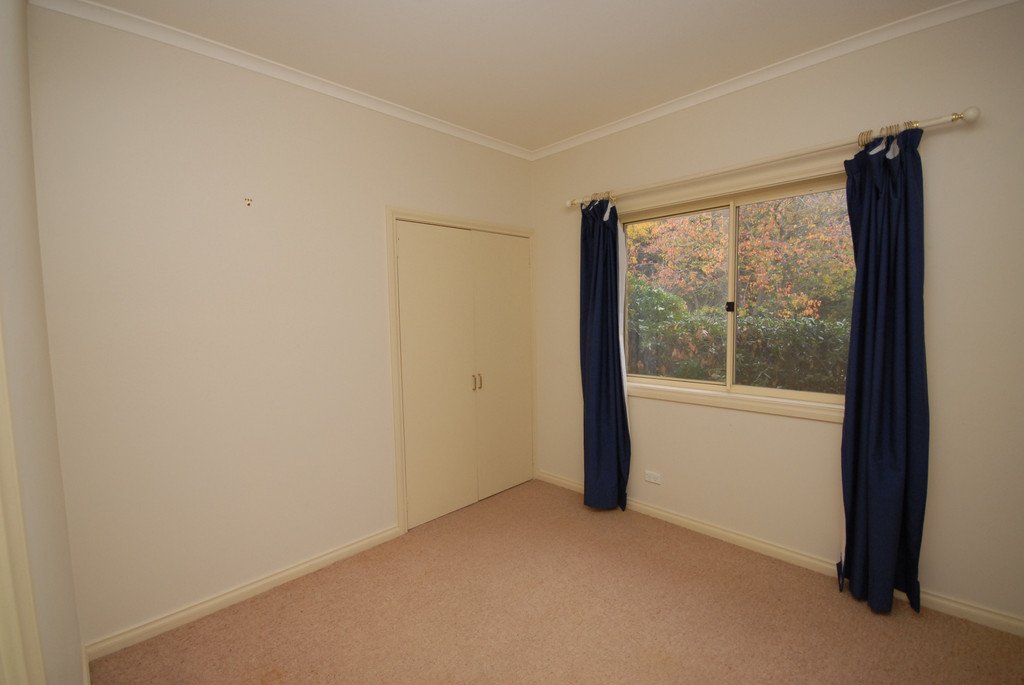 13 Elmslea Drive BUNGENDORE 7