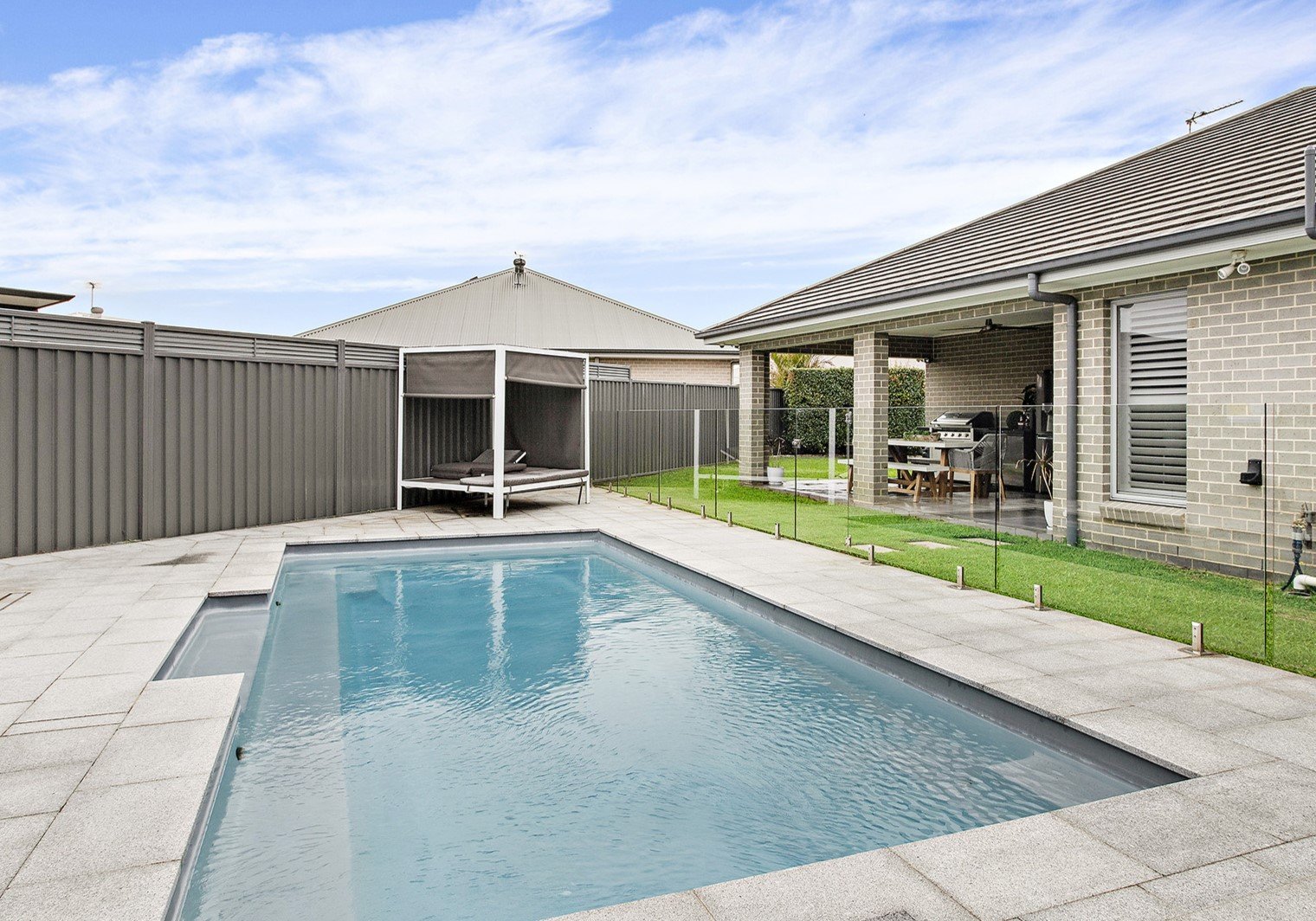 13 Estuary Avenue HAYWARDS BAY 2