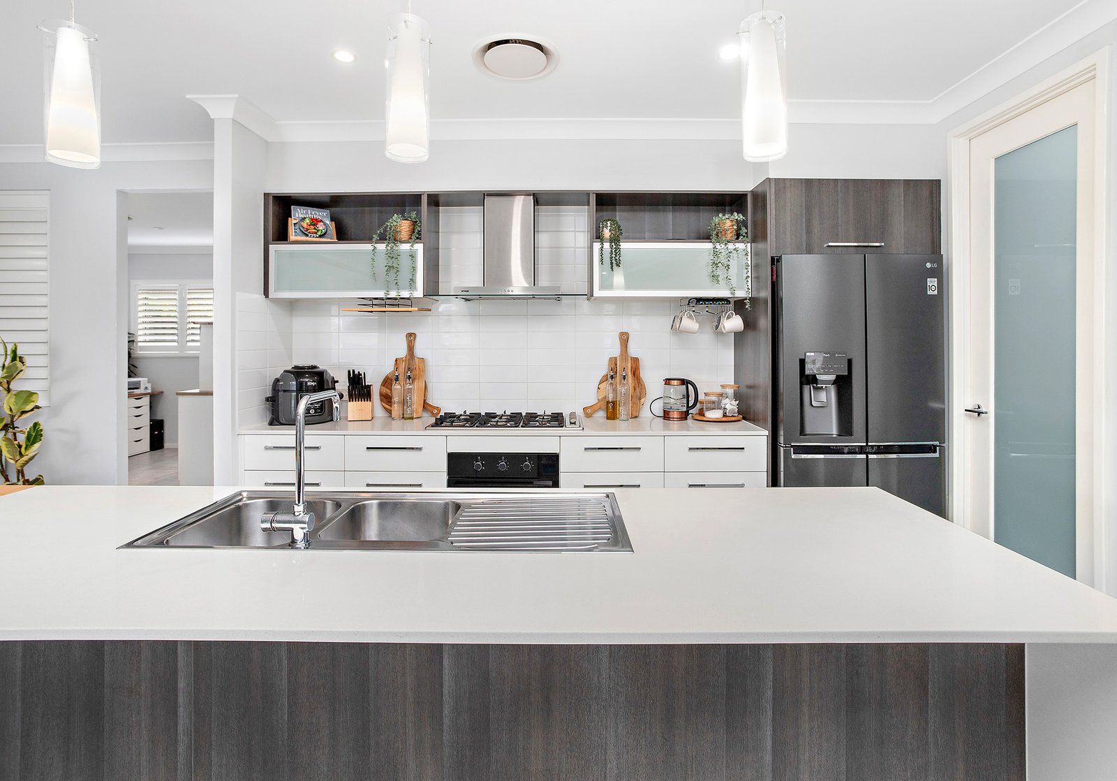 13 Estuary Avenue HAYWARDS BAY 3