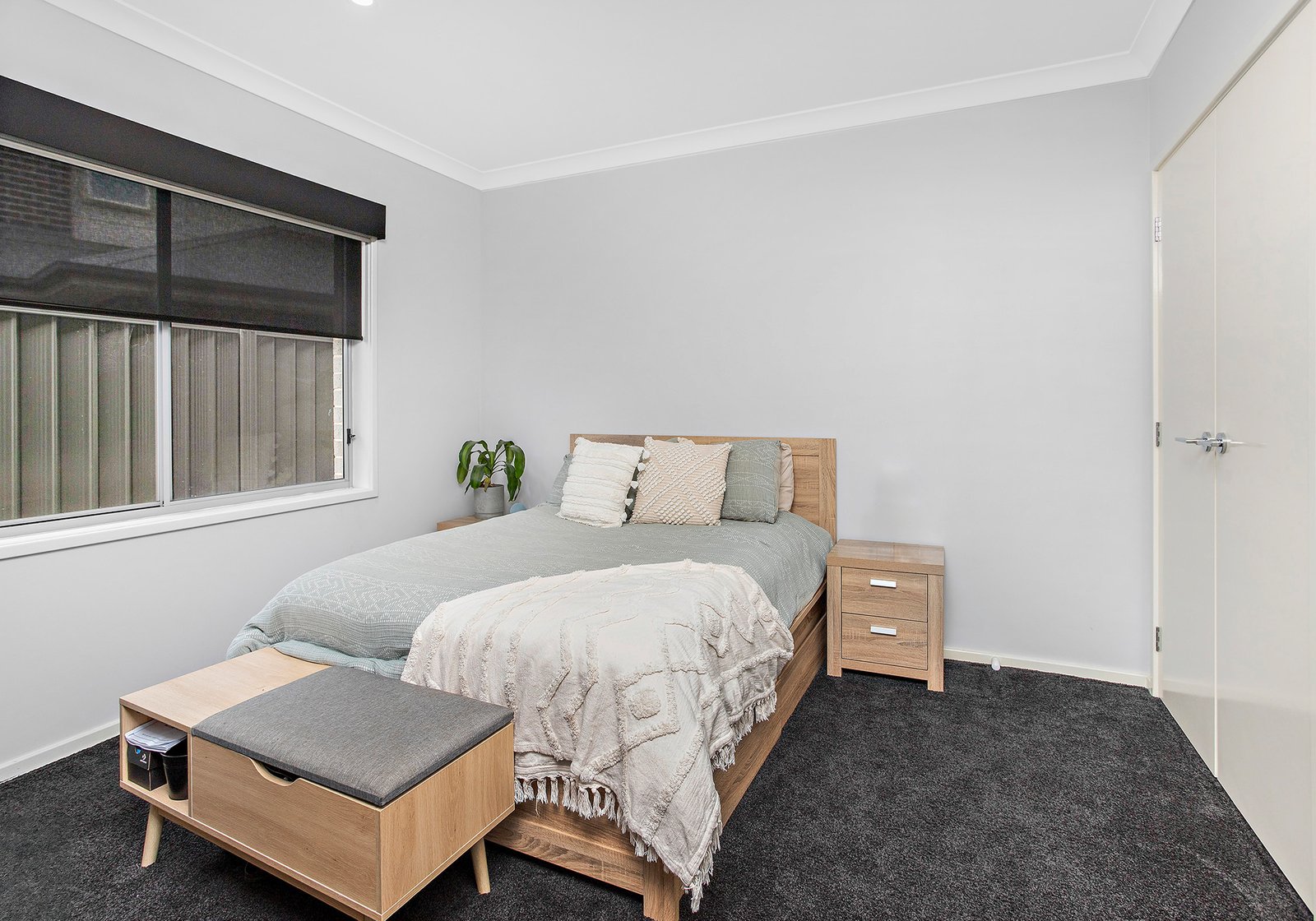 13 Estuary Avenue HAYWARDS BAY 10