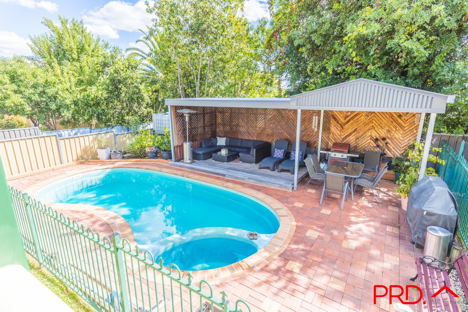 13 Eucalypt Avenue TAMWORTH 21