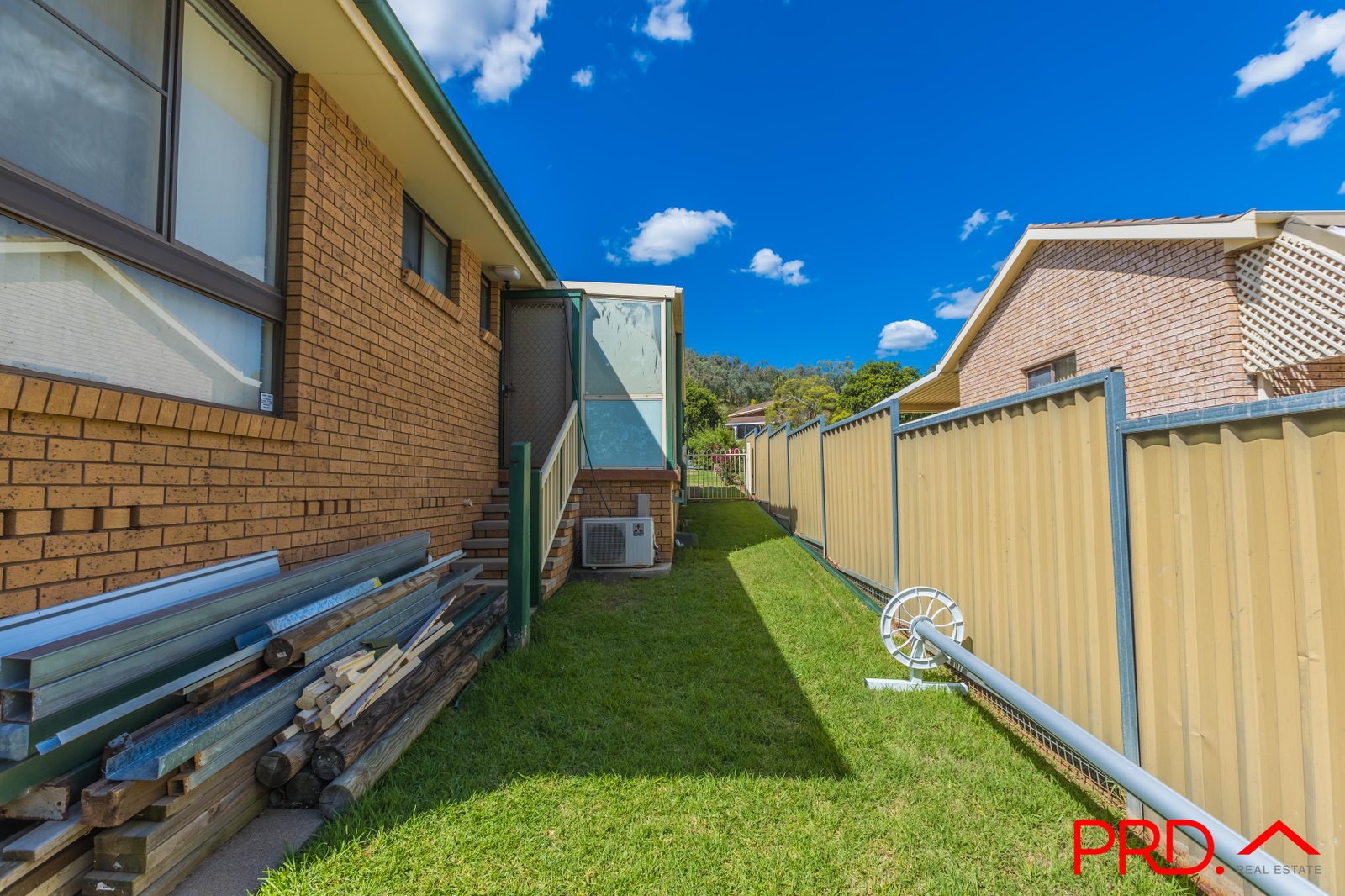 13 Eucalypt Avenue TAMWORTH 25