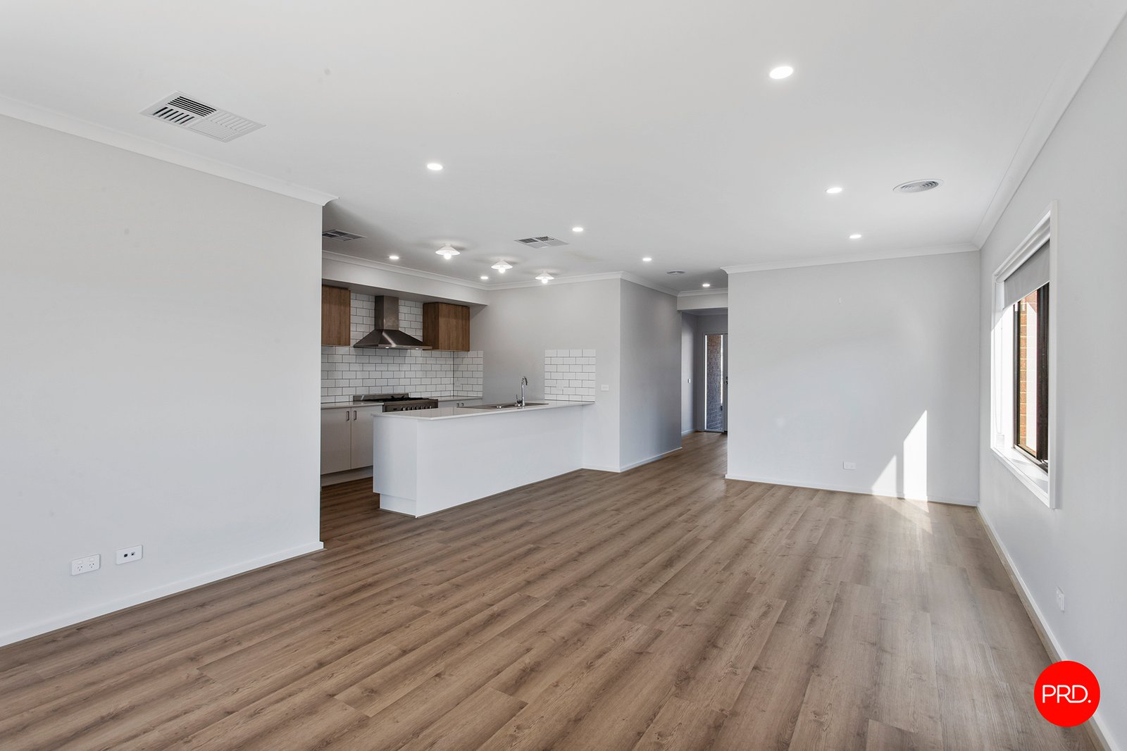 13 Eucalyptus Street JACKASS FLAT 6