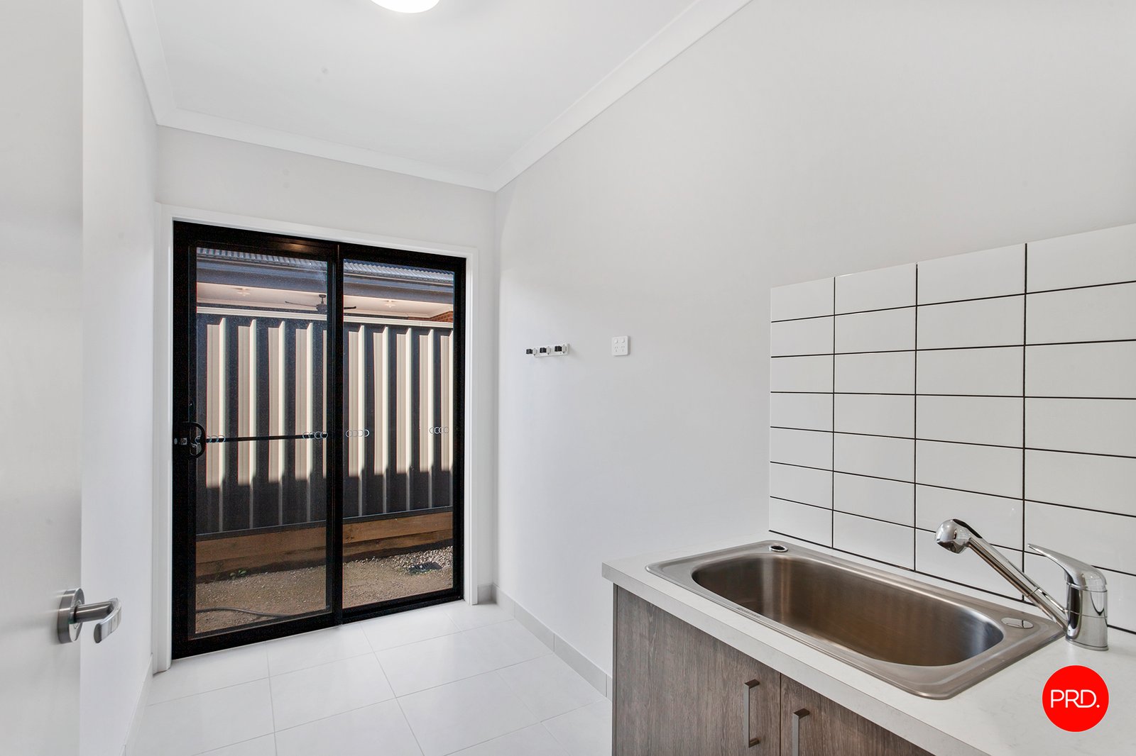 13 Eucalyptus Street JACKASS FLAT 15