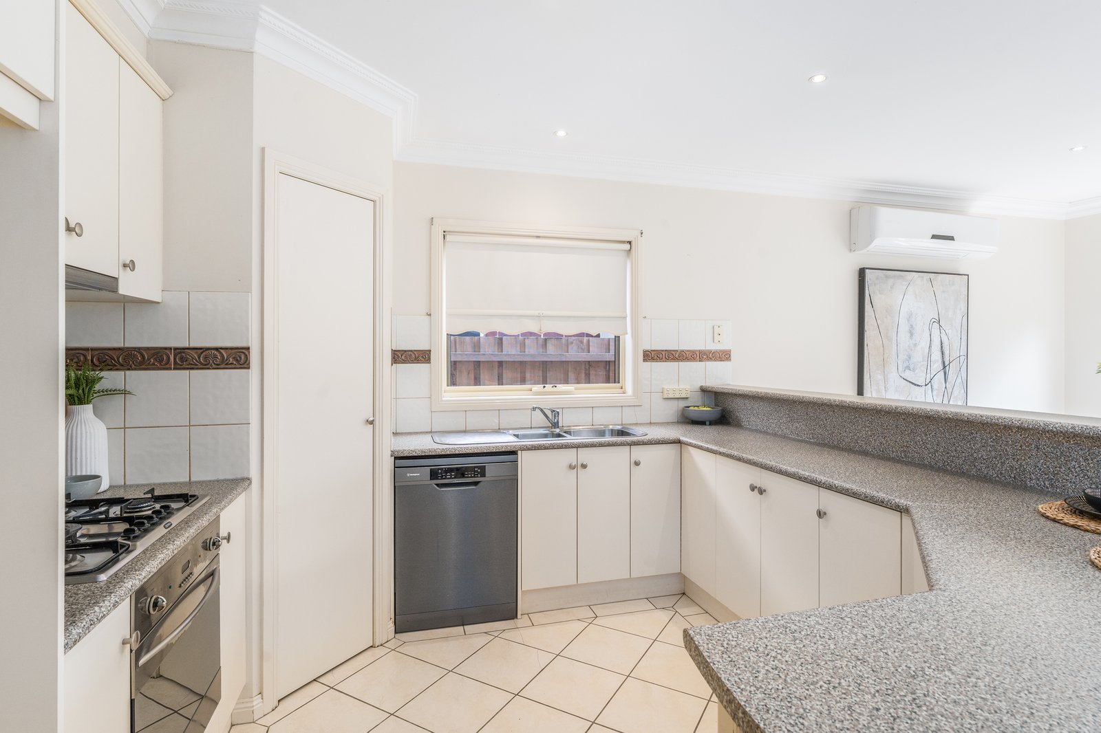Gallery: 13 Evans Street