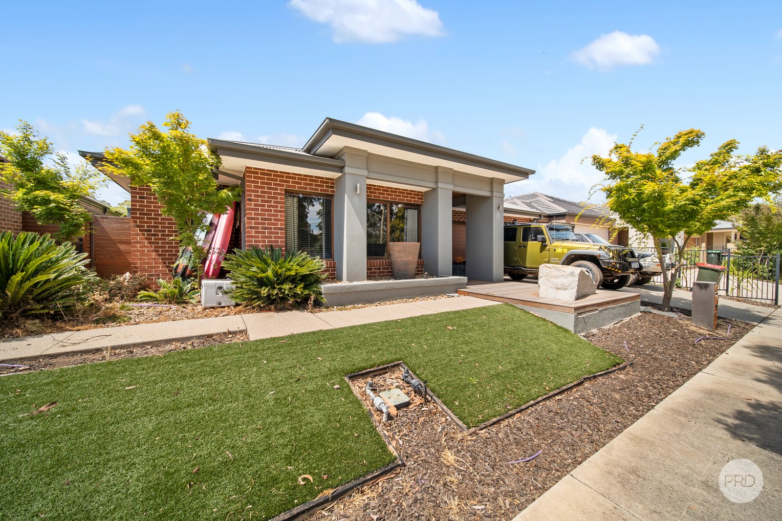 13 Evergreen Boulevard JACKASS FLAT 1