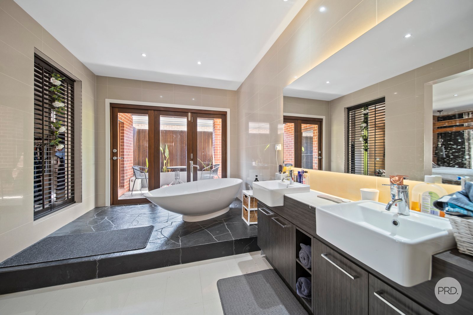 13 Evergreen Boulevard JACKASS FLAT 6