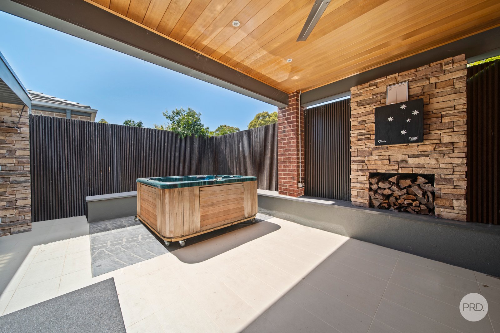 13 Evergreen Boulevard JACKASS FLAT 10