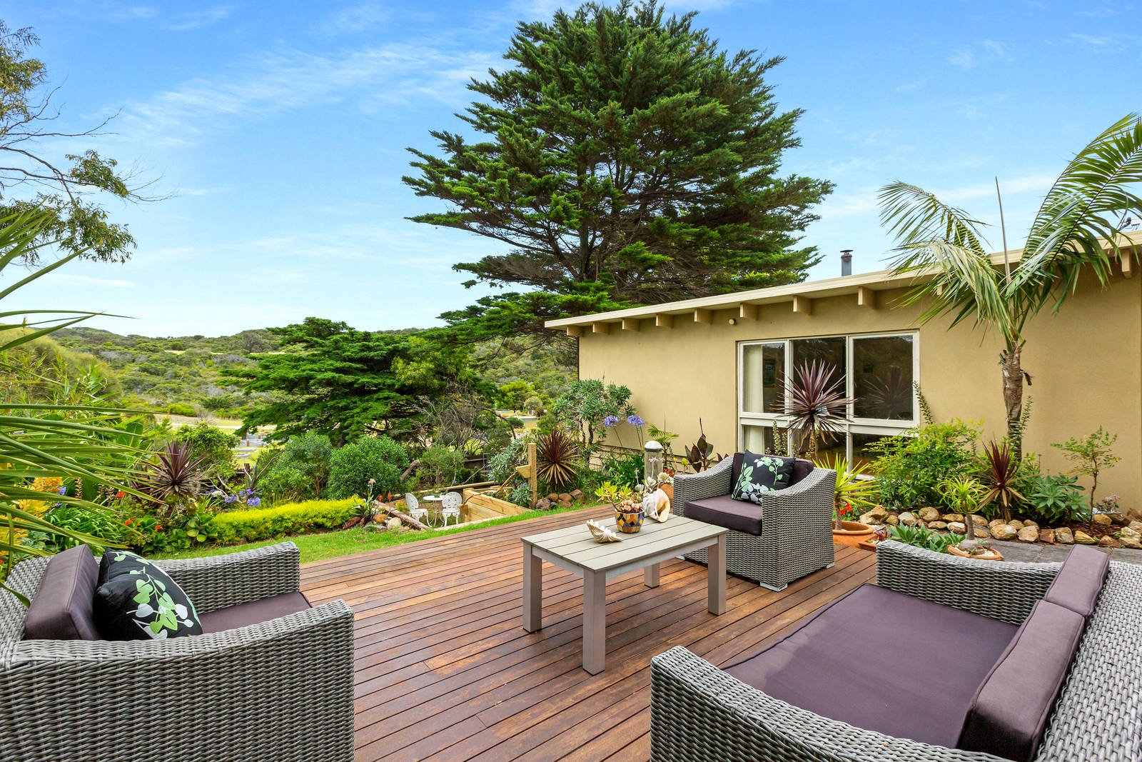 Real Estate and Property in 13 Exeter Close, Sorrento, VIC