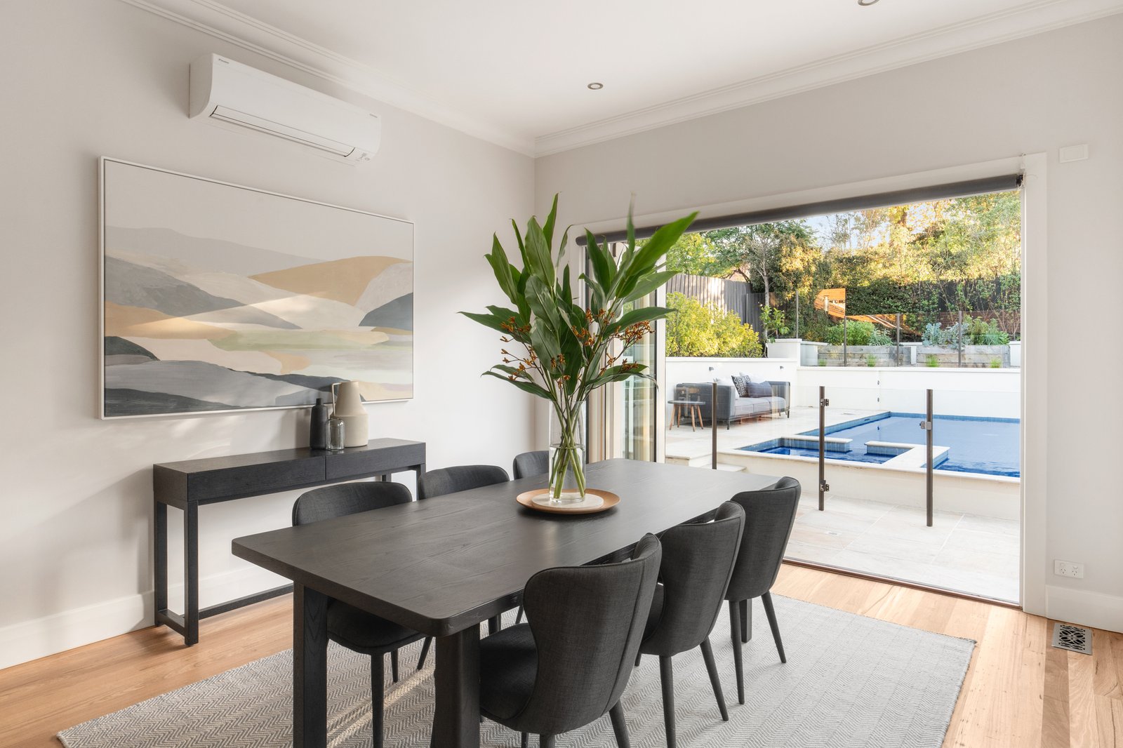 Image of dining room