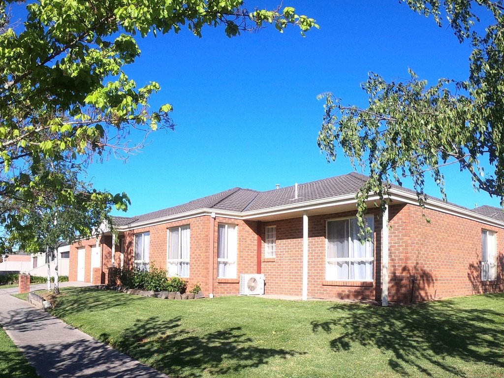 13 Falcon Drive INVERMAY PARK 1