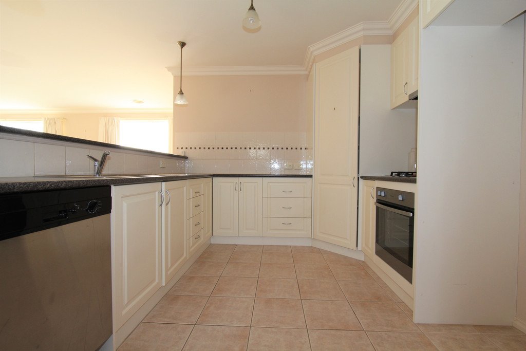 13 Falcon Drive INVERMAY PARK 2