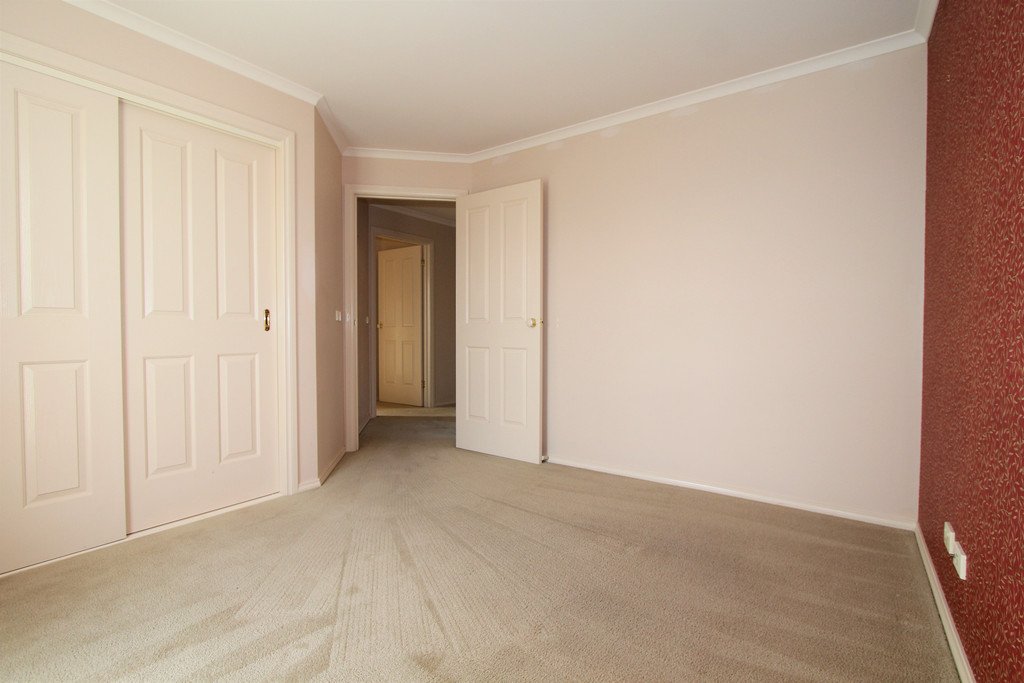 13 Falcon Drive INVERMAY PARK 8