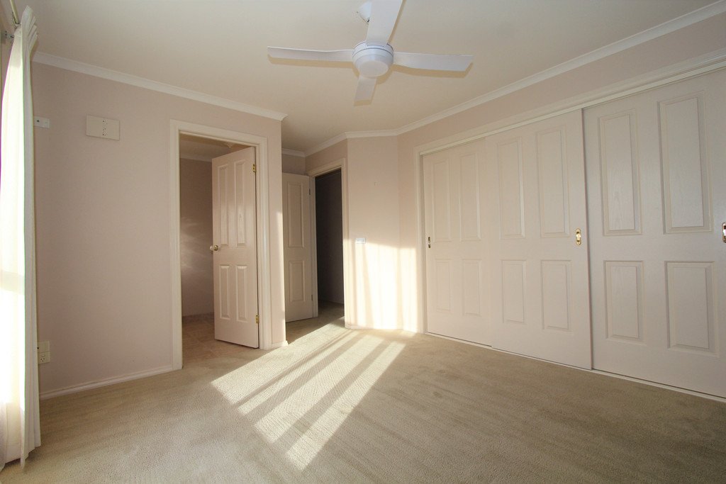 13 Falcon Drive INVERMAY PARK 9