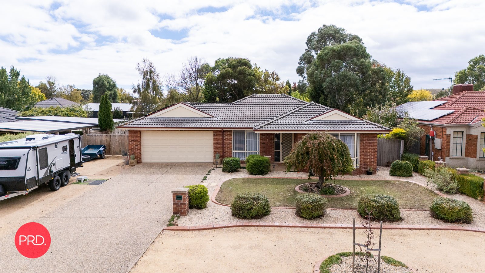 13 Falconer Place BUNGENDORE 2