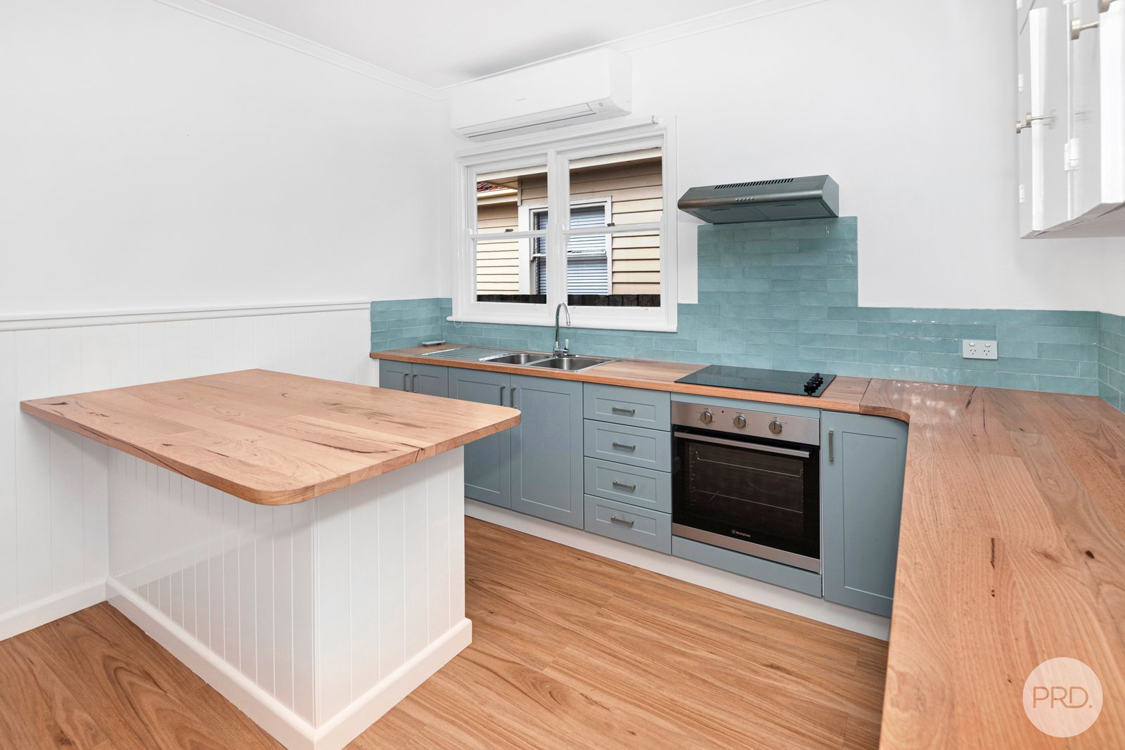 13 Fisher Street WENDOUREE 2