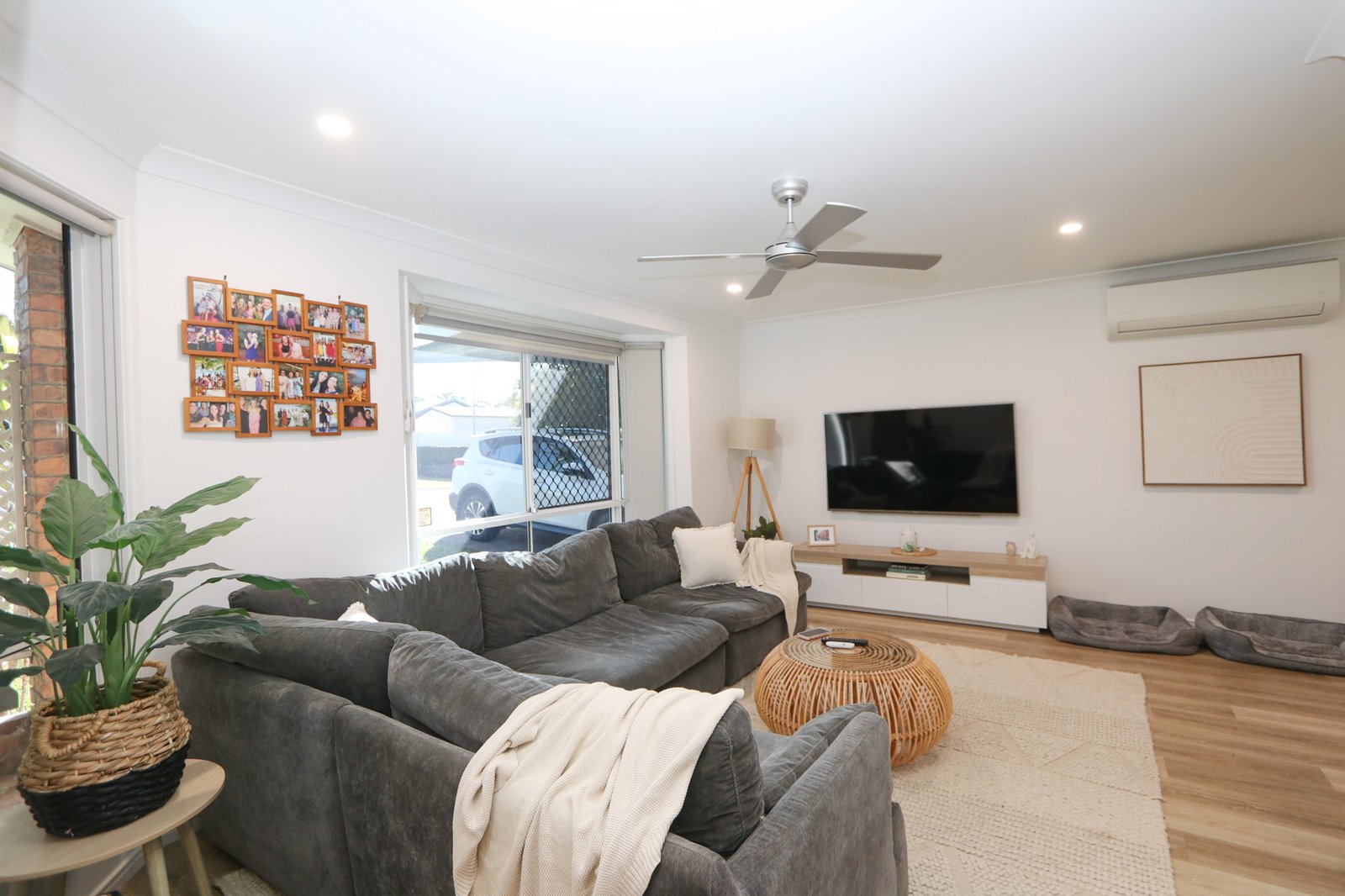 13 Footscray Court ARUNDEL 4