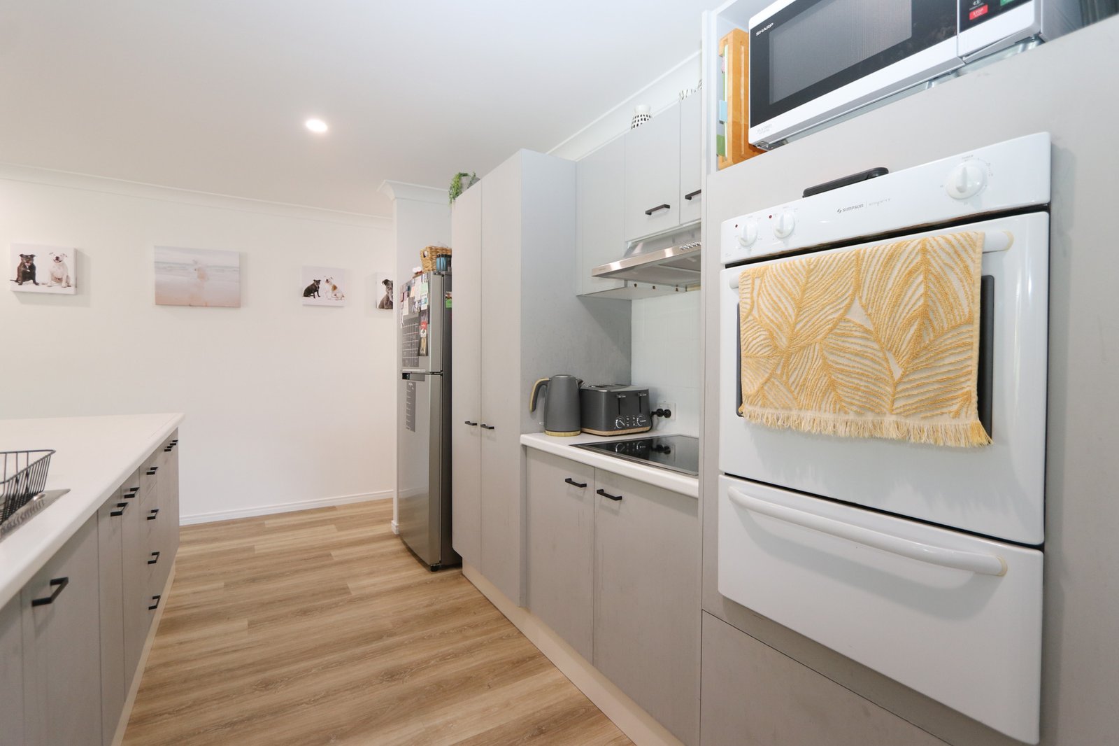 13 Footscray Court ARUNDEL 6