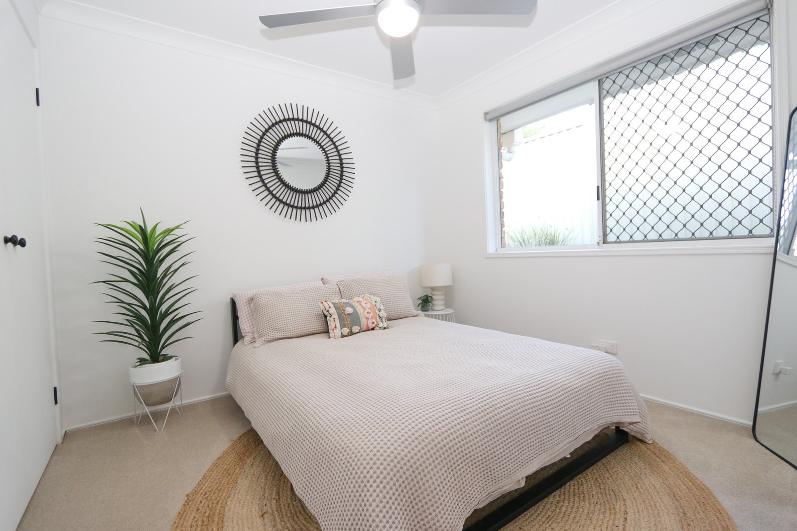 13 Footscray Court ARUNDEL 14