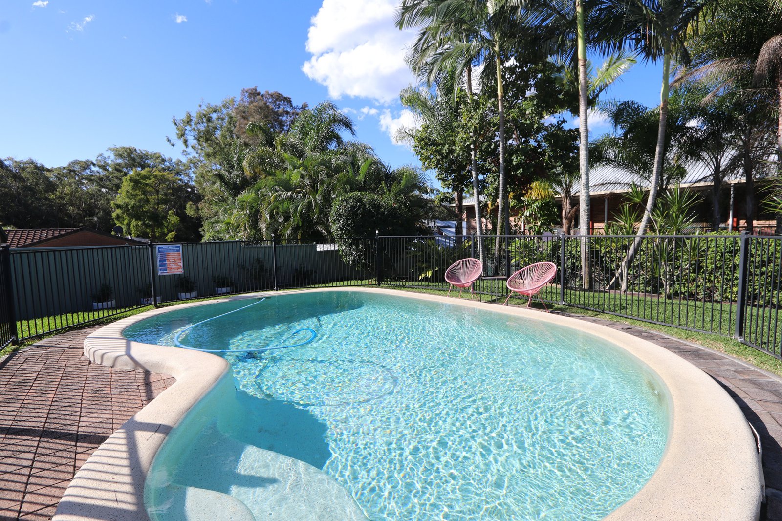 13 Footscray Court ARUNDEL 21