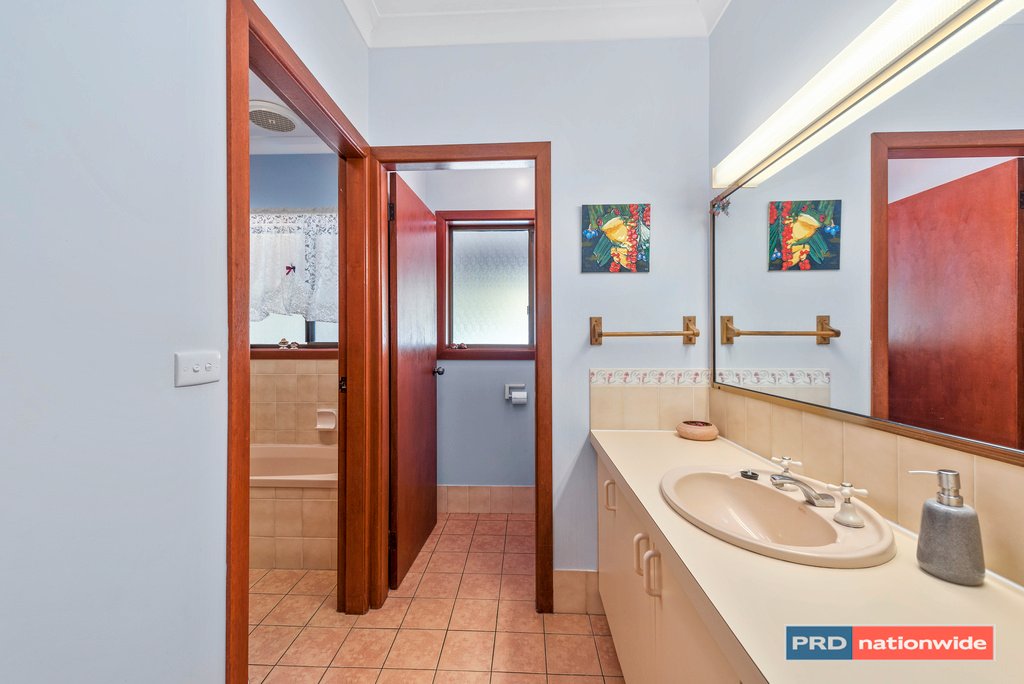 13 Forest Close BOAMBEE 24