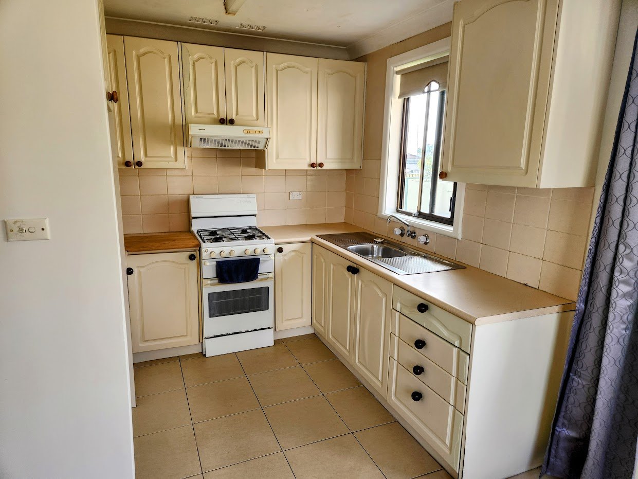 13 Fowlers Road DAPTO 2