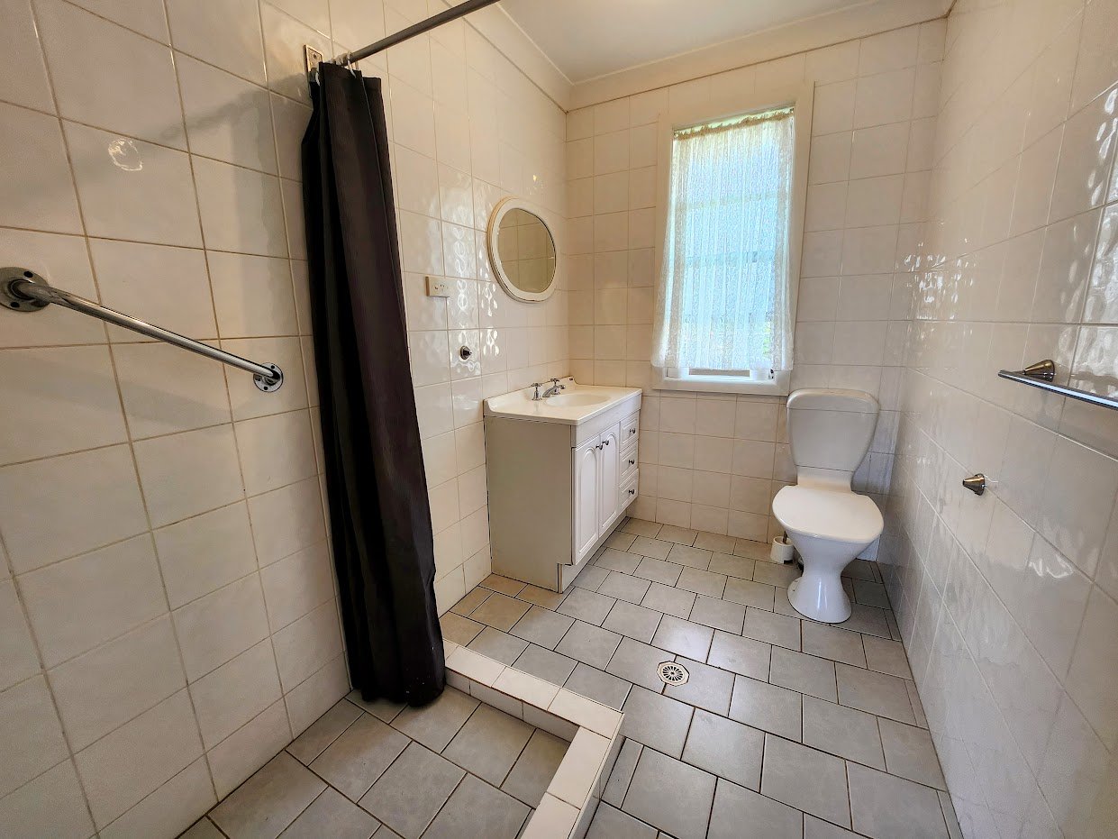 13 Fowlers Road DAPTO 4