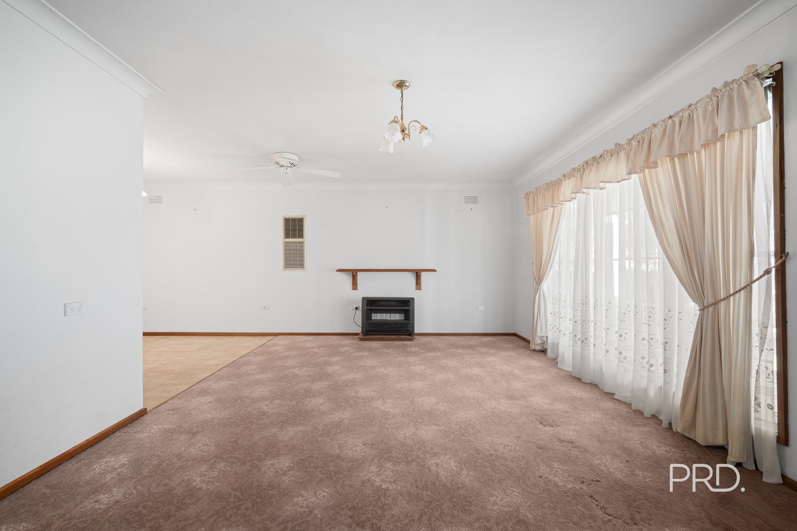 13 Fraser Street MOUNT AUSTIN 3