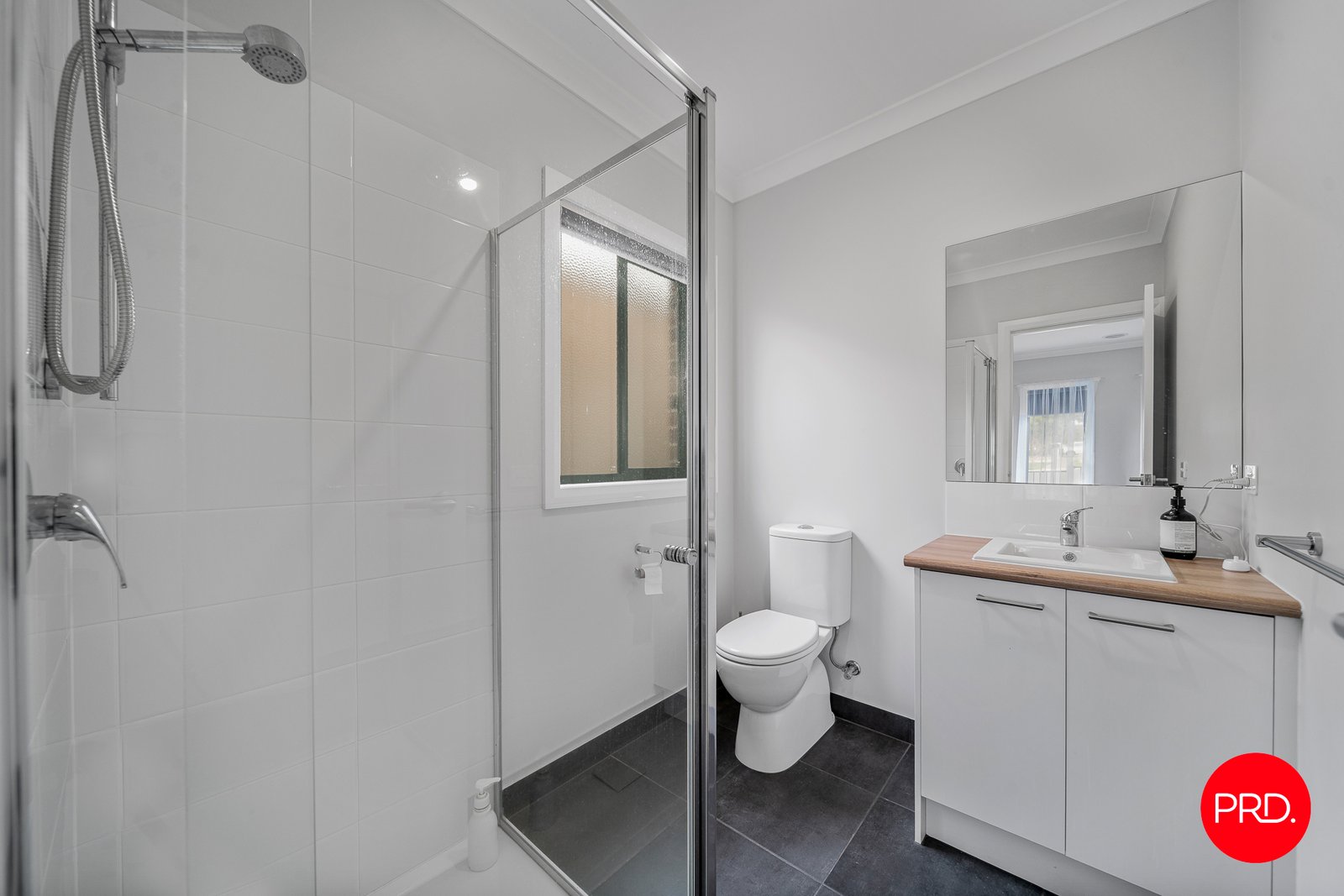 13 Friswell Avenue FLORA HILL 10