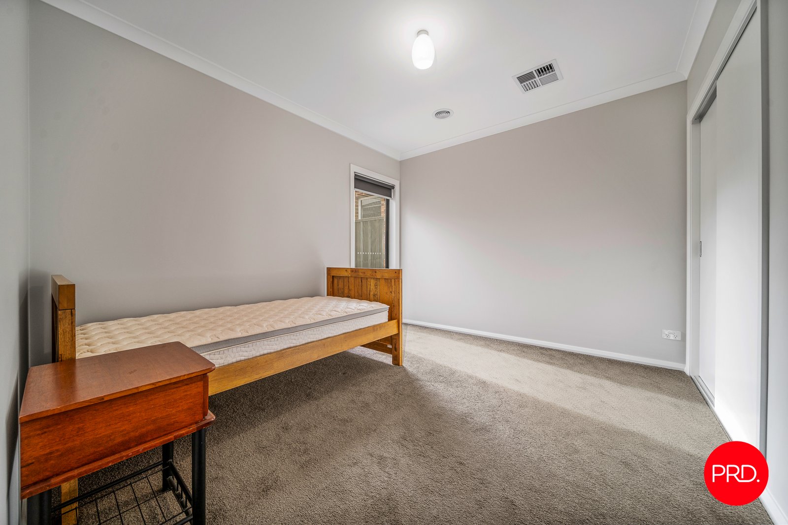 13 Friswell Avenue FLORA HILL 12