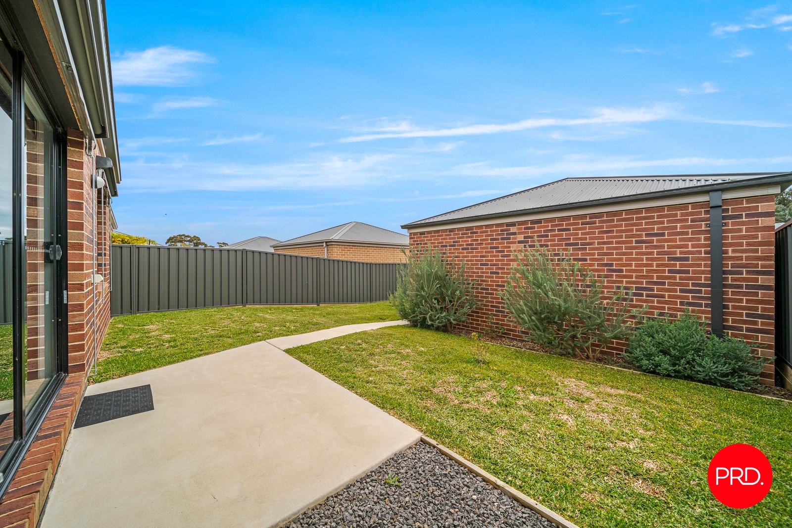 13 Friswell Avenue FLORA HILL 15