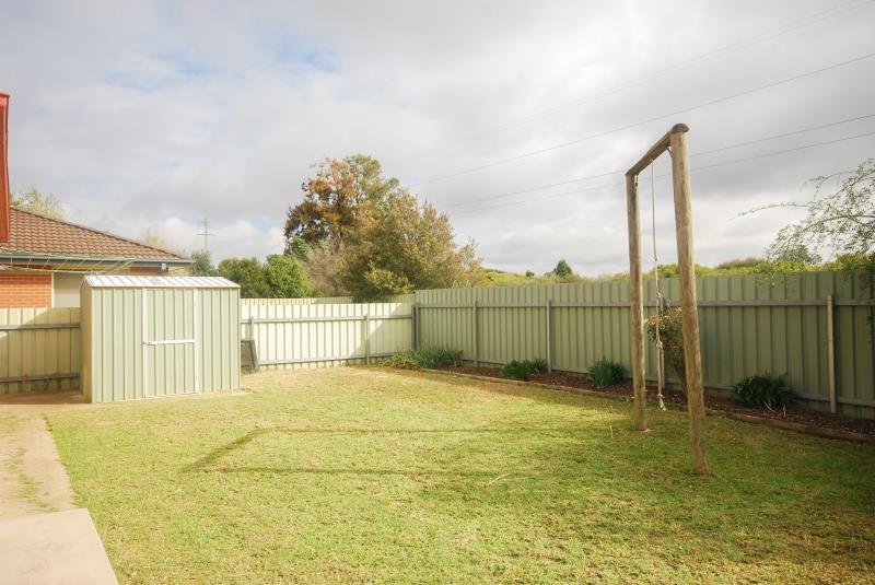 13 Girraween Mews GLENFIELD PARK 8