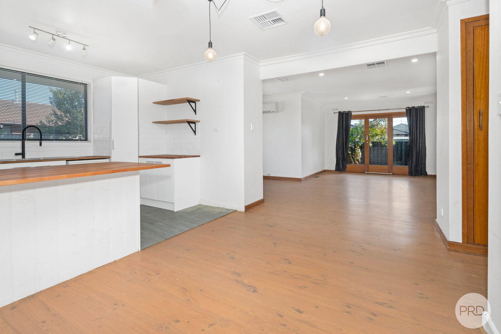 13 Godwin Street WENDOUREE 5