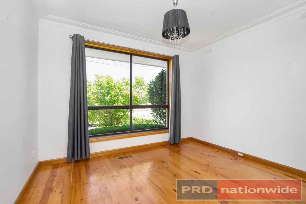 13 Godwin Street WENDOUREE 7
