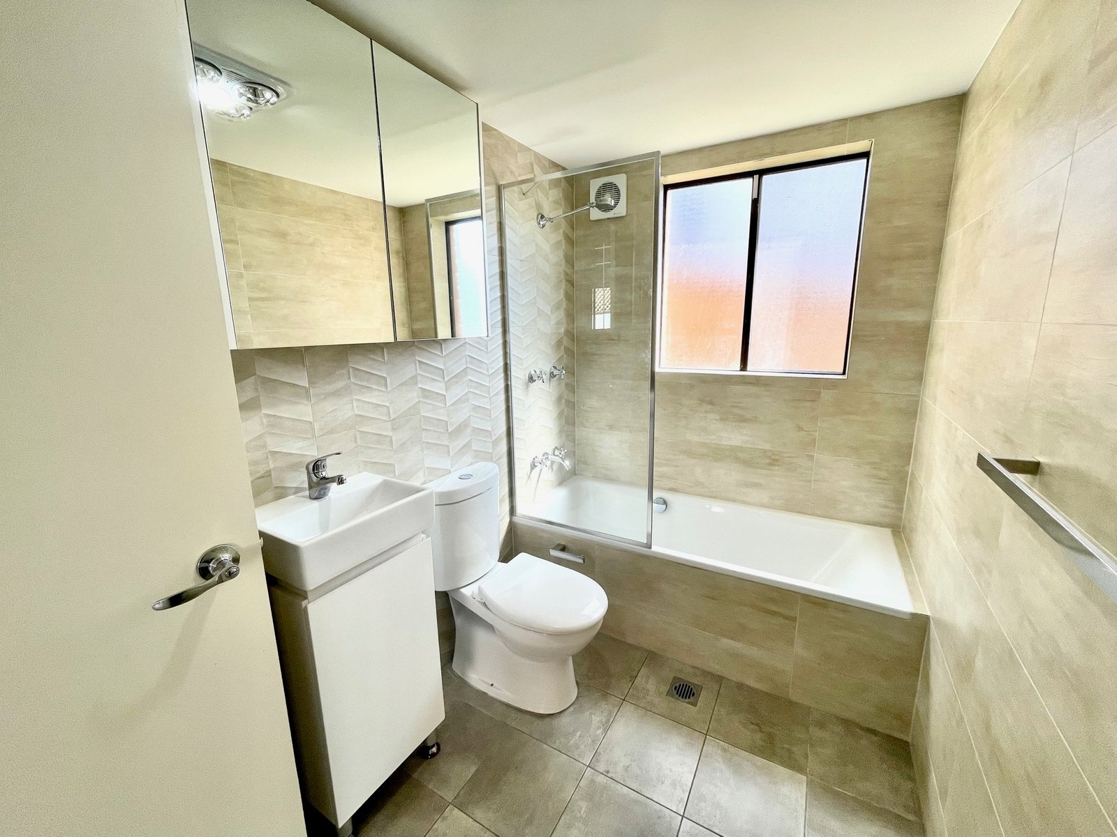 1/3 Gowrie Street RYDE 3