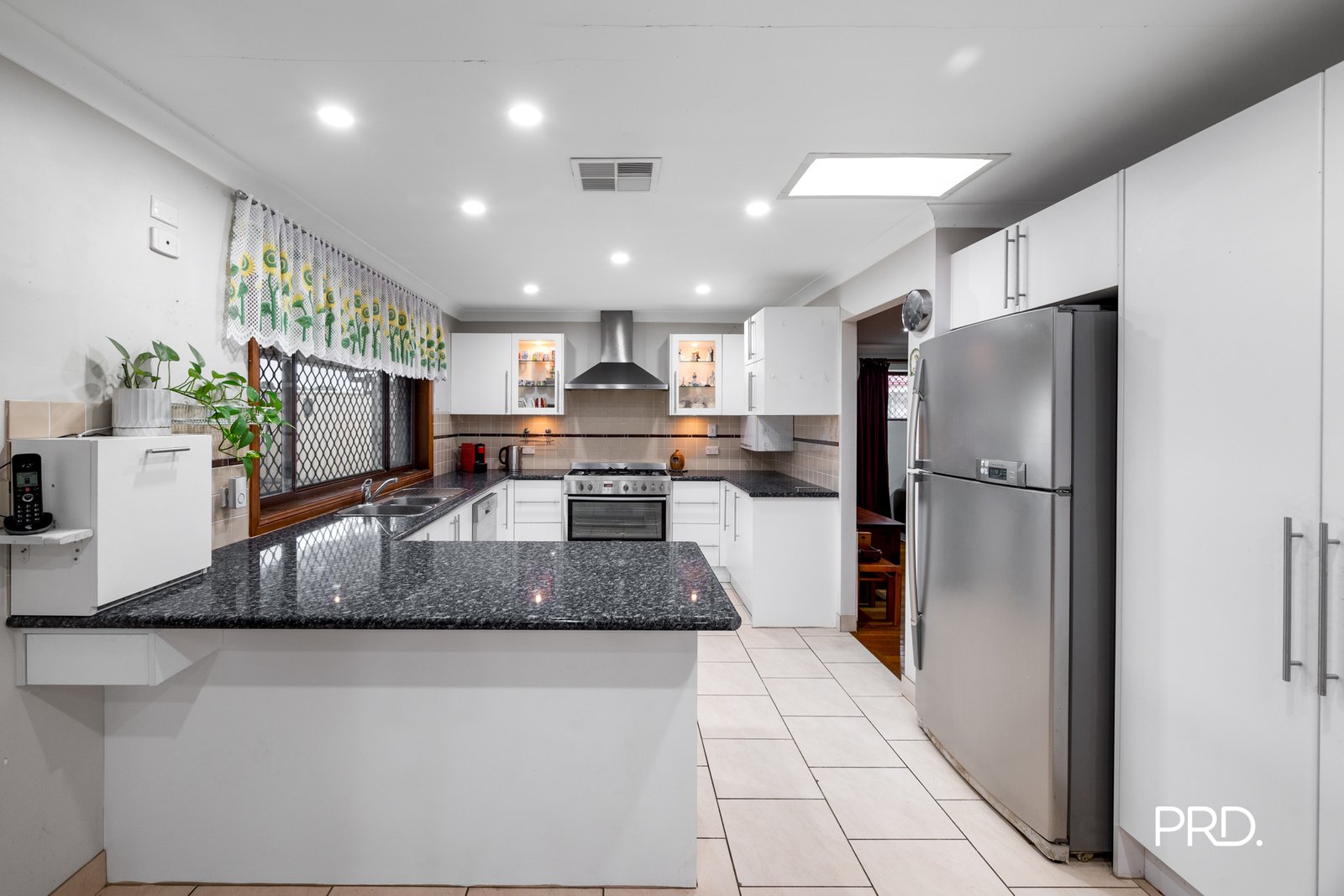 13 Grange Crescent CAMBRIDGE GARDENS 5