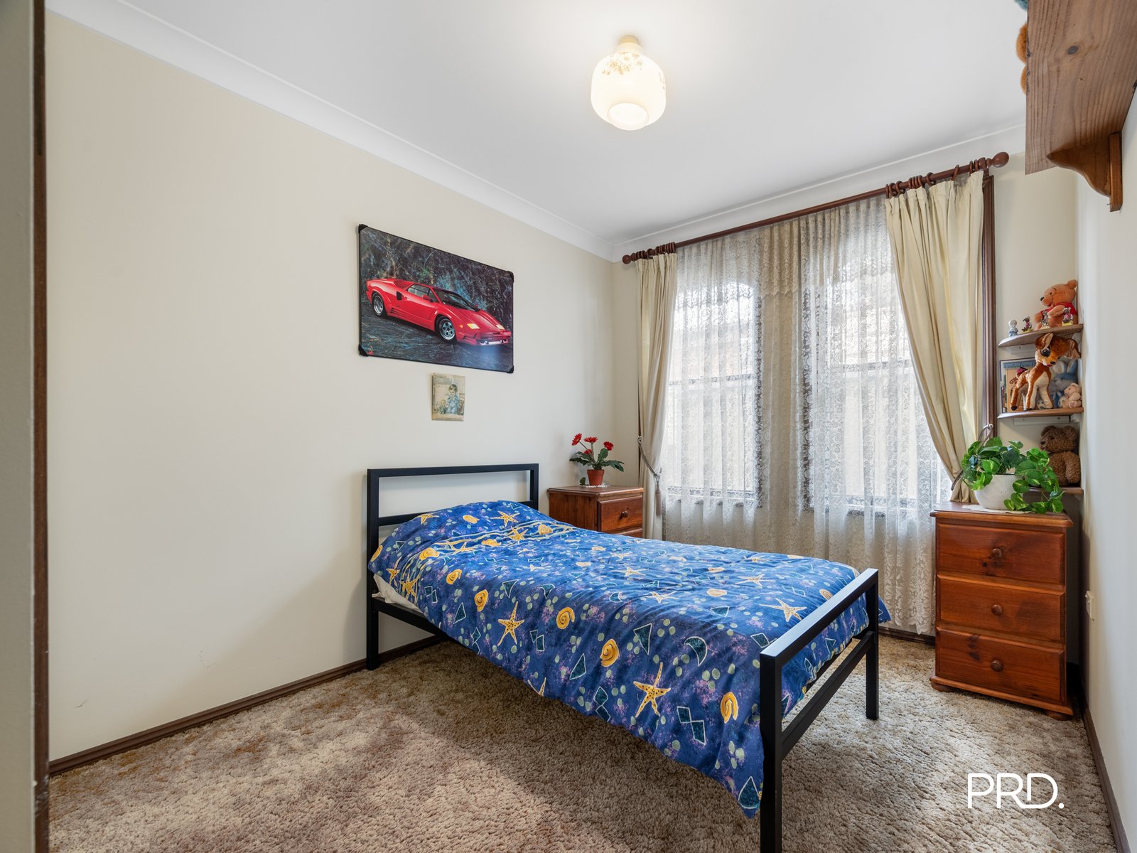 13 Grange Crescent CAMBRIDGE GARDENS 10