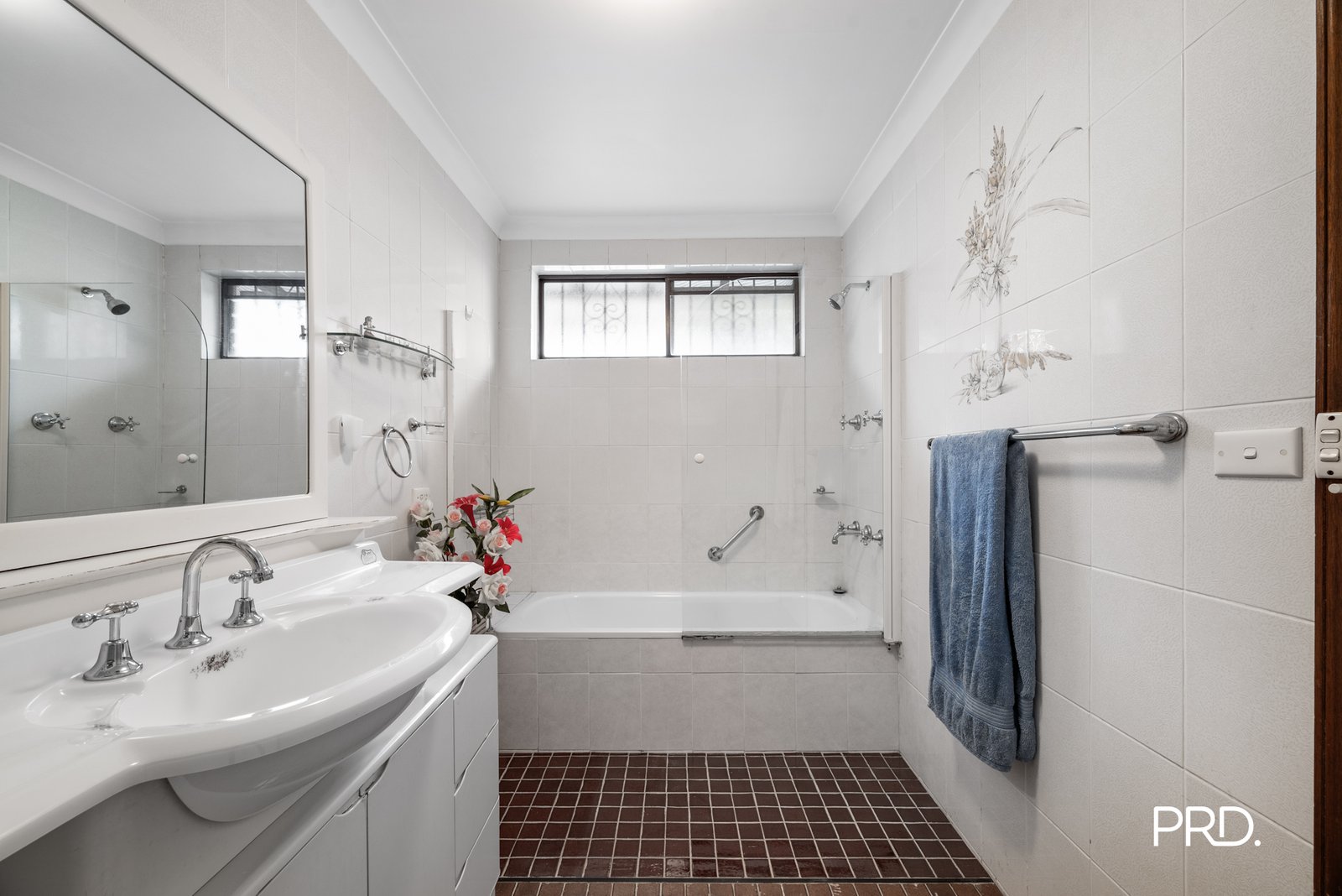 13 Grange Crescent CAMBRIDGE GARDENS 11