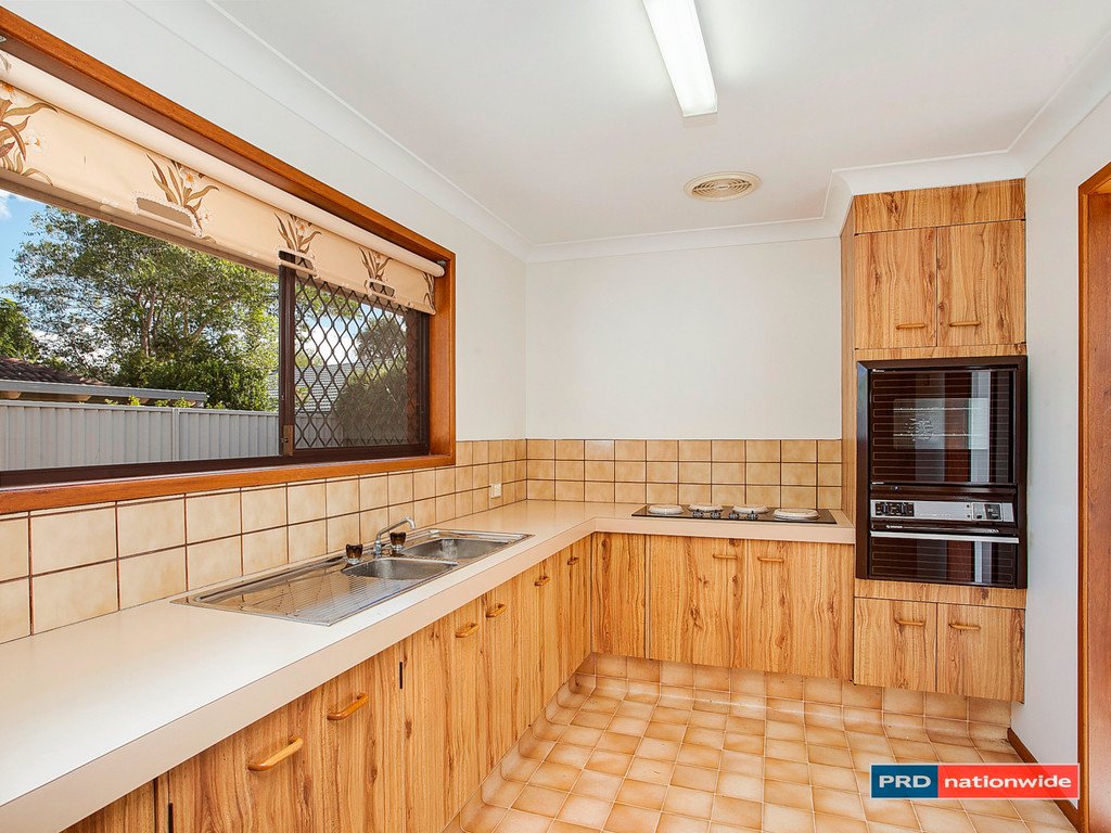 1/3 Greenleaf Close BURLEIGH WATERS 4