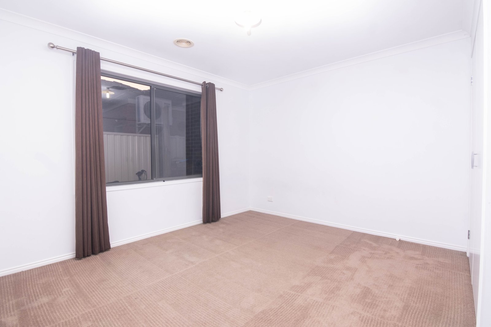 13 Greybox Way KIALLA 13