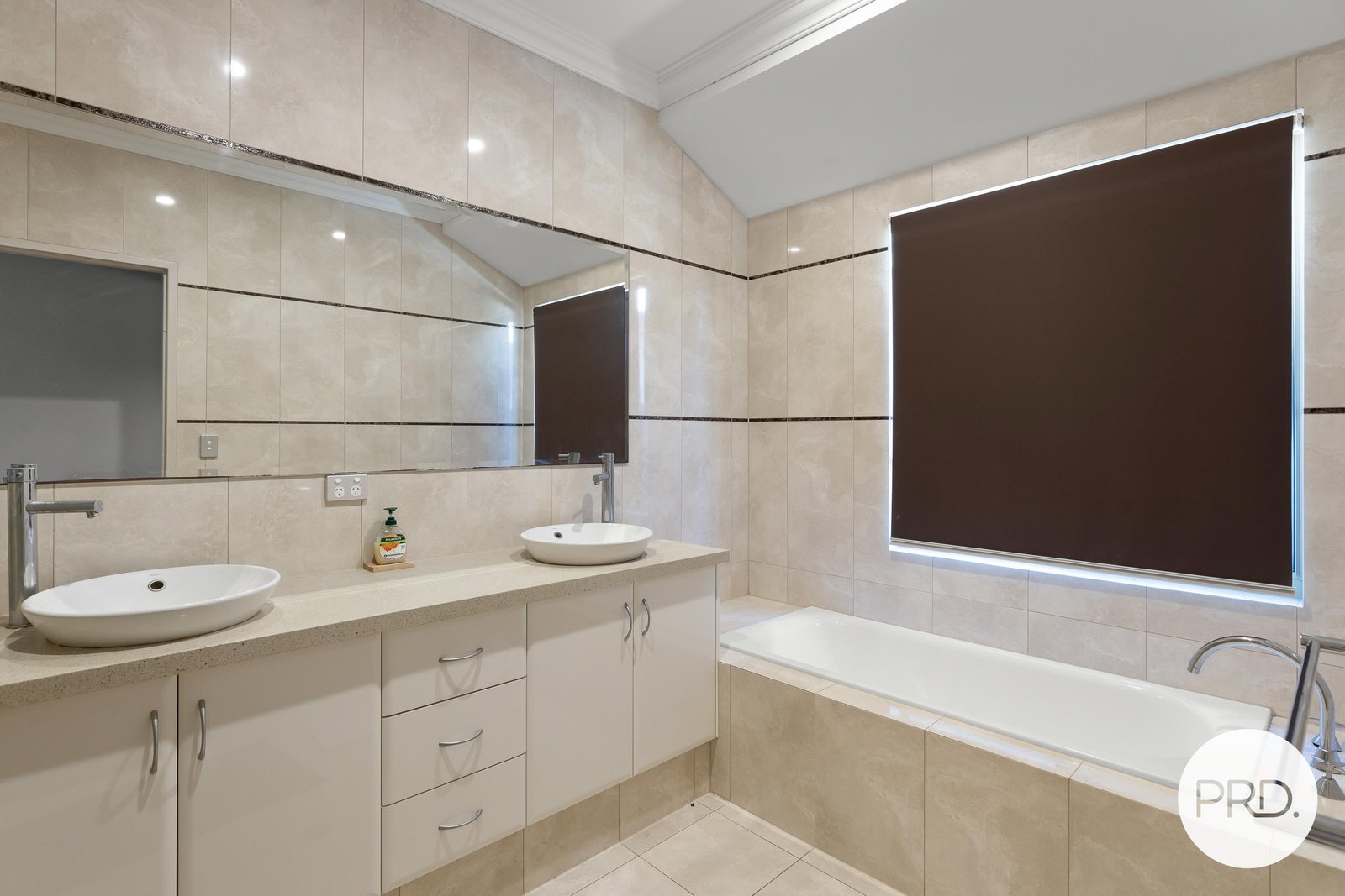 13 Gunian Boulevard CABLE BEACH 5