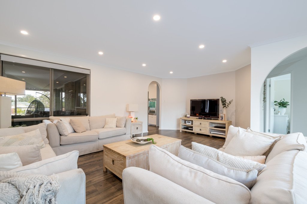 13 Habeda Ave HORSLEY 2