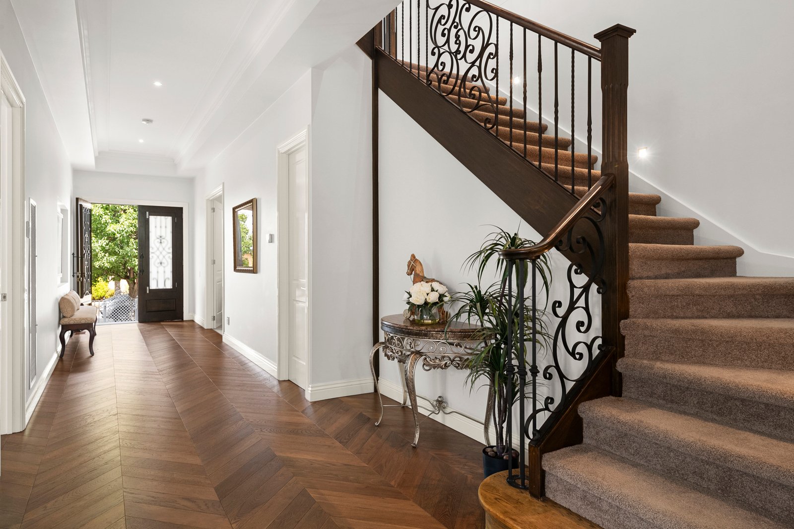 13 Hampshire Road, Doncaster, 3108