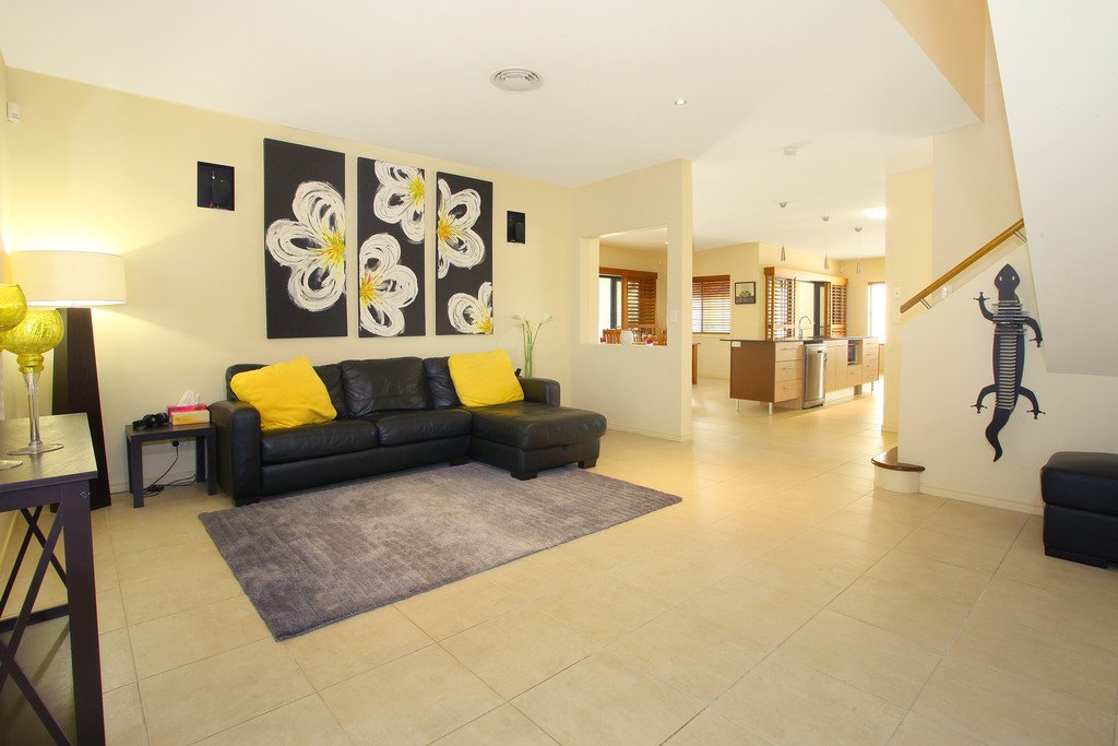 1/3 Harcourt Crescent SOUTHPORT 13