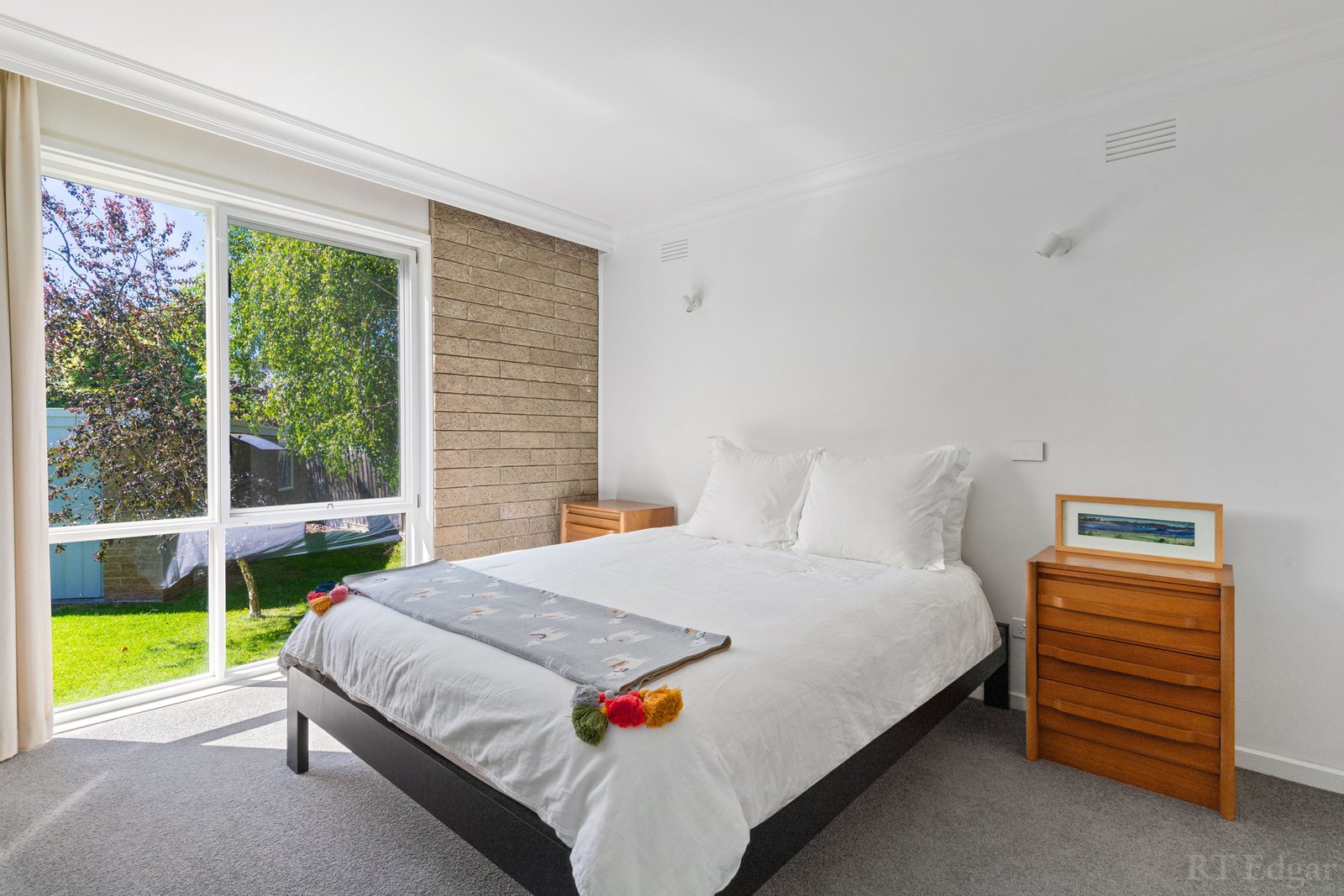 Real Estate and Property in 13 Hayden Court, Portsea, VIC