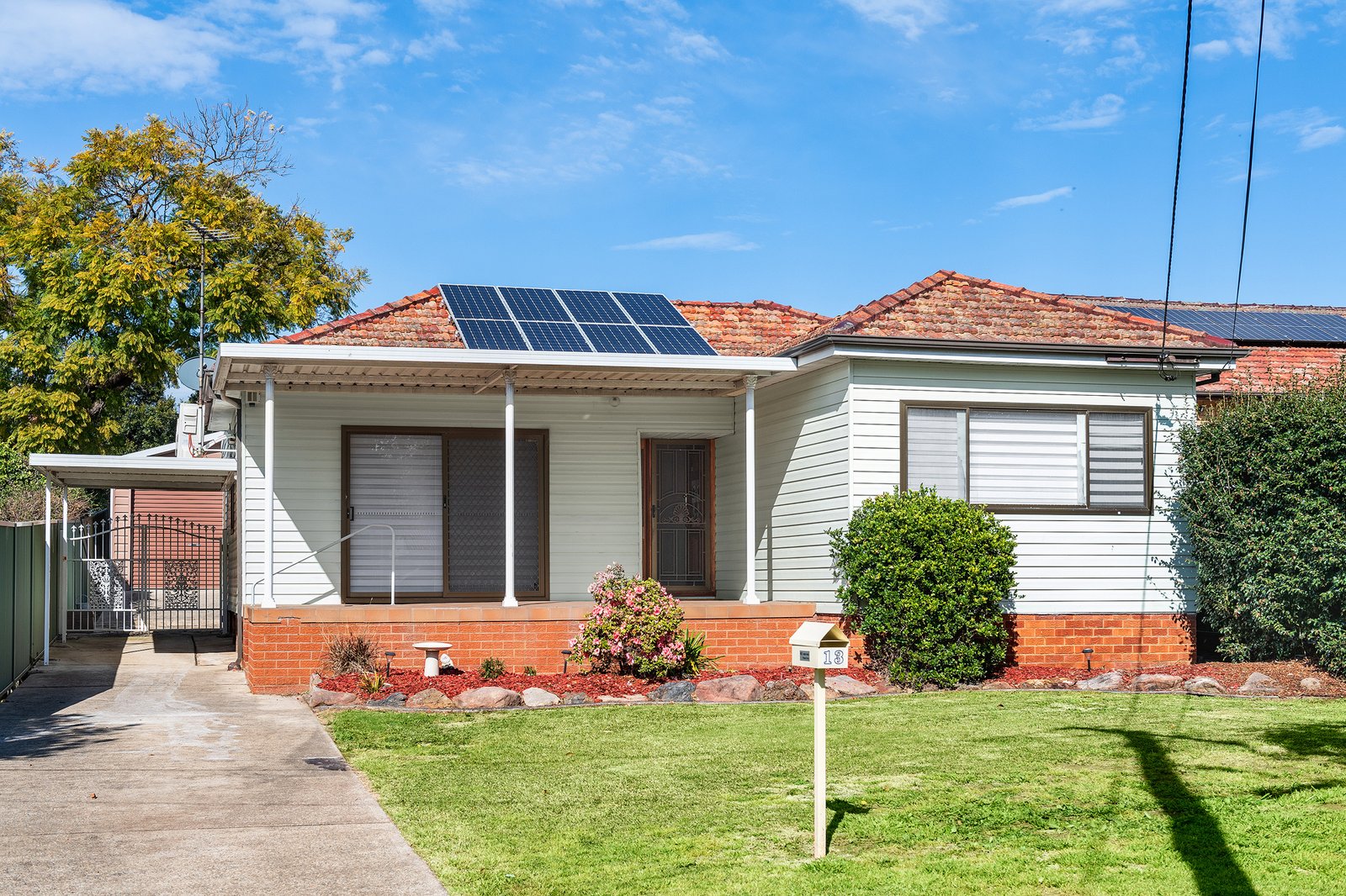 13 Hendy Avenue PANANIA 1