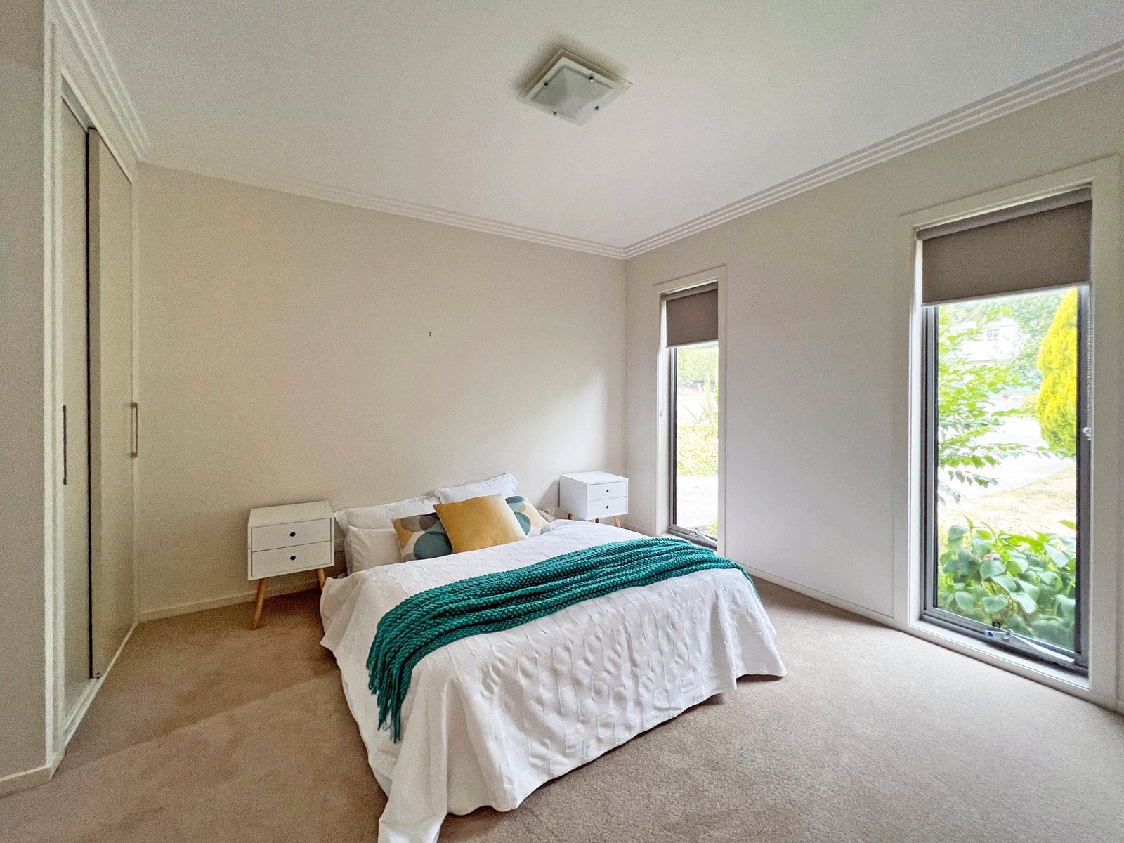 Real Estate and Property in 1/3 Heron Street, Woodend, VIC
