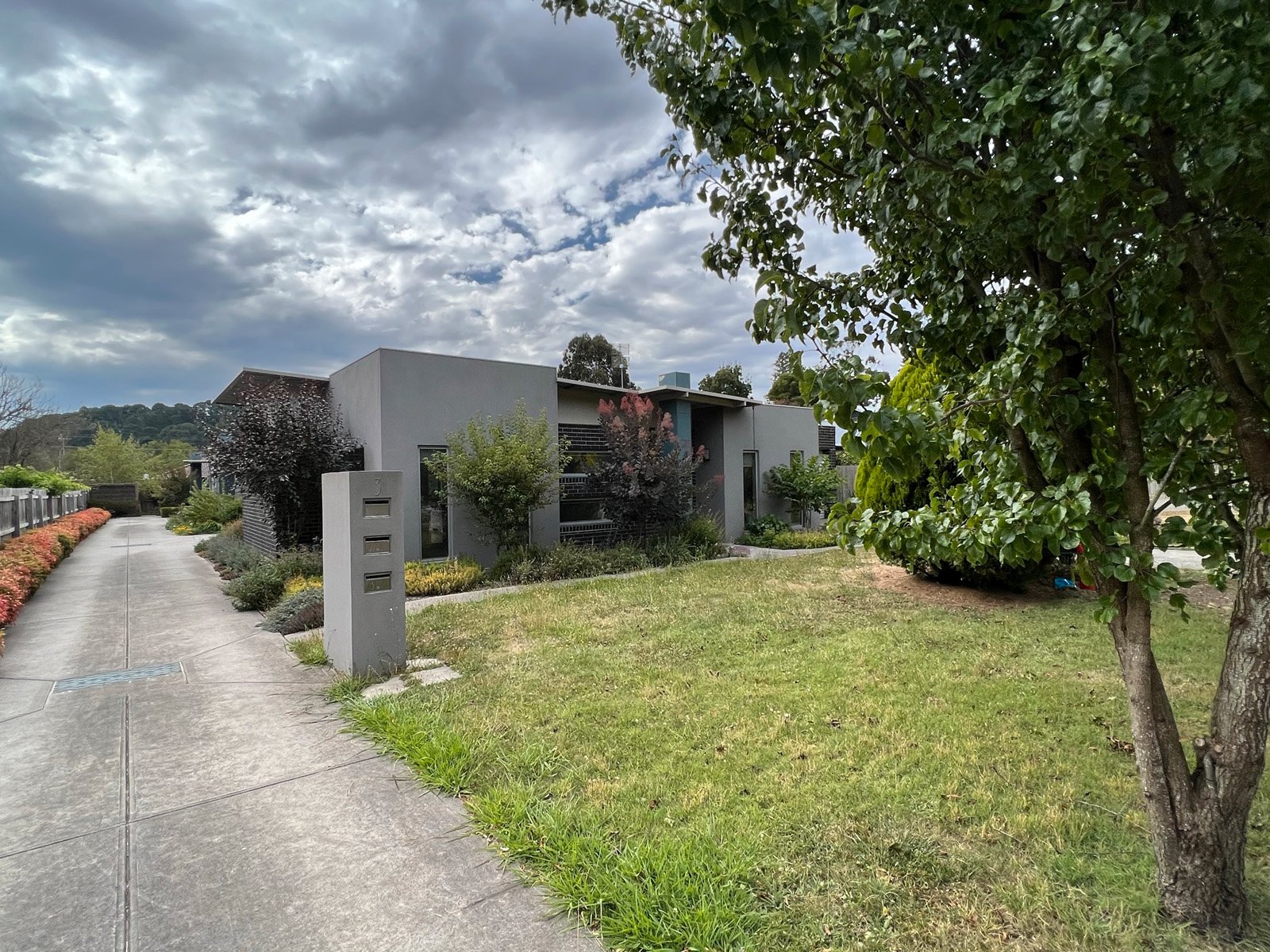 Real Estate and Property in 1/3 Heron Street, Woodend, VIC