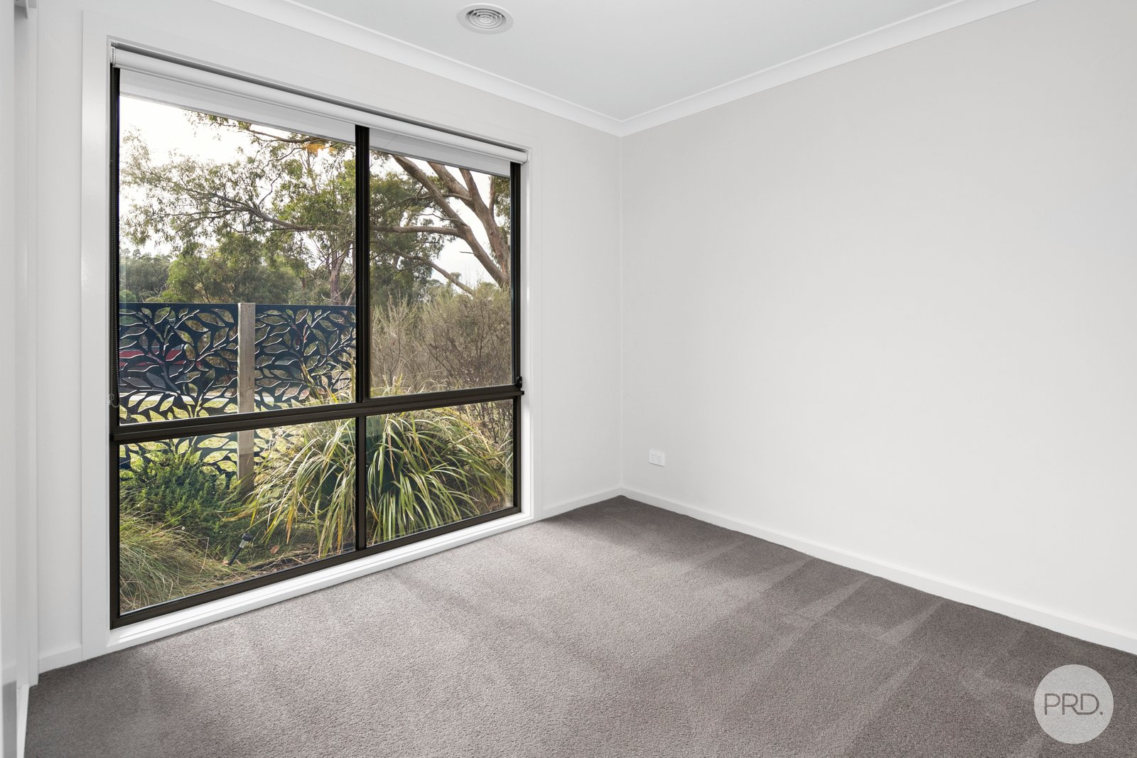 1/3 Hickory Lane CRESWICK 4