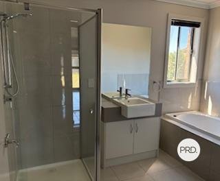 13 Hillsborough Avenue SHEPPARTON 3